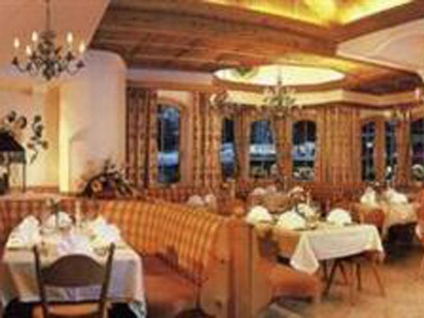 Hotel CENTRAL Bar & Restaurant