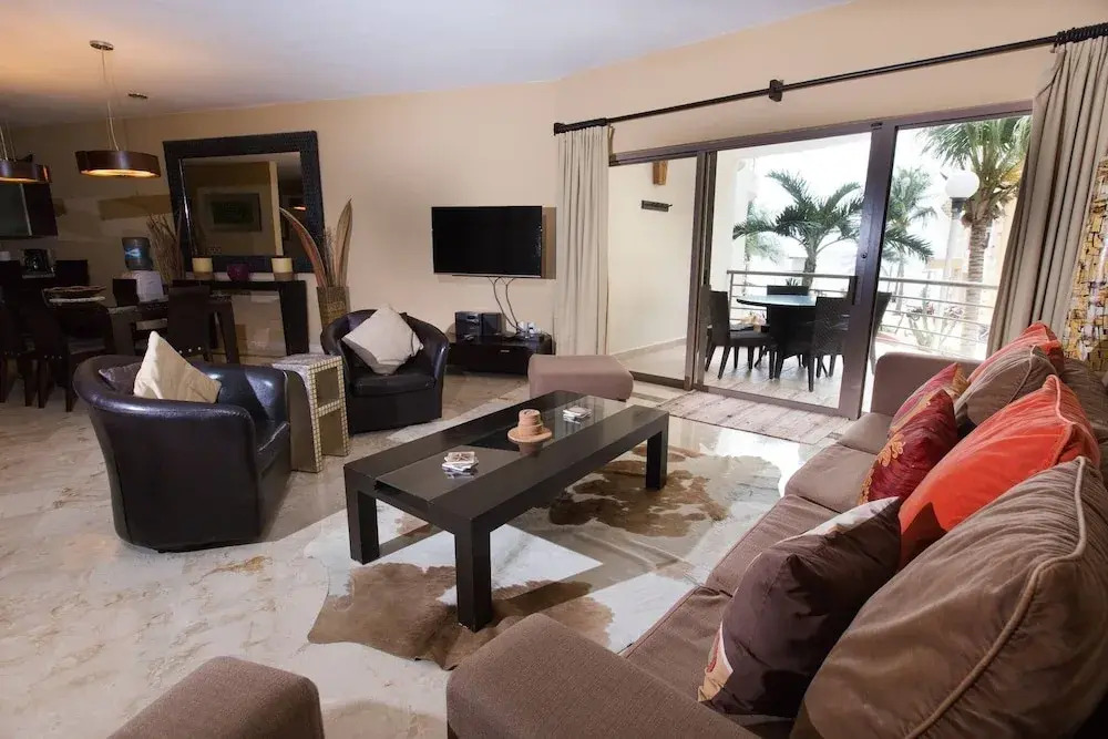 Corto Maltes 101 Cozy 3 Bedroom!! Stunning Views!!