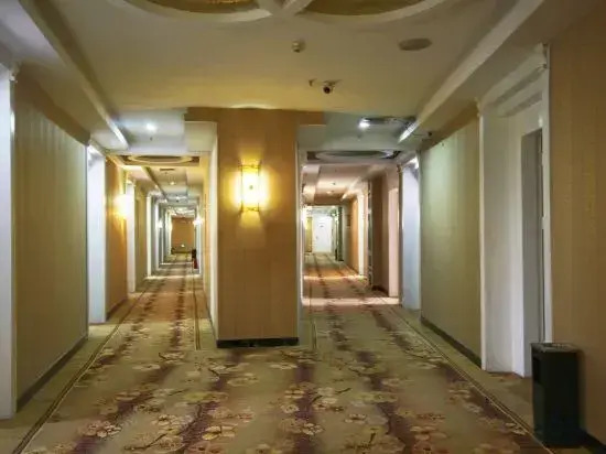 Lehao Business Hotel (Foshan Lecong International Convention and Exhibition Center)