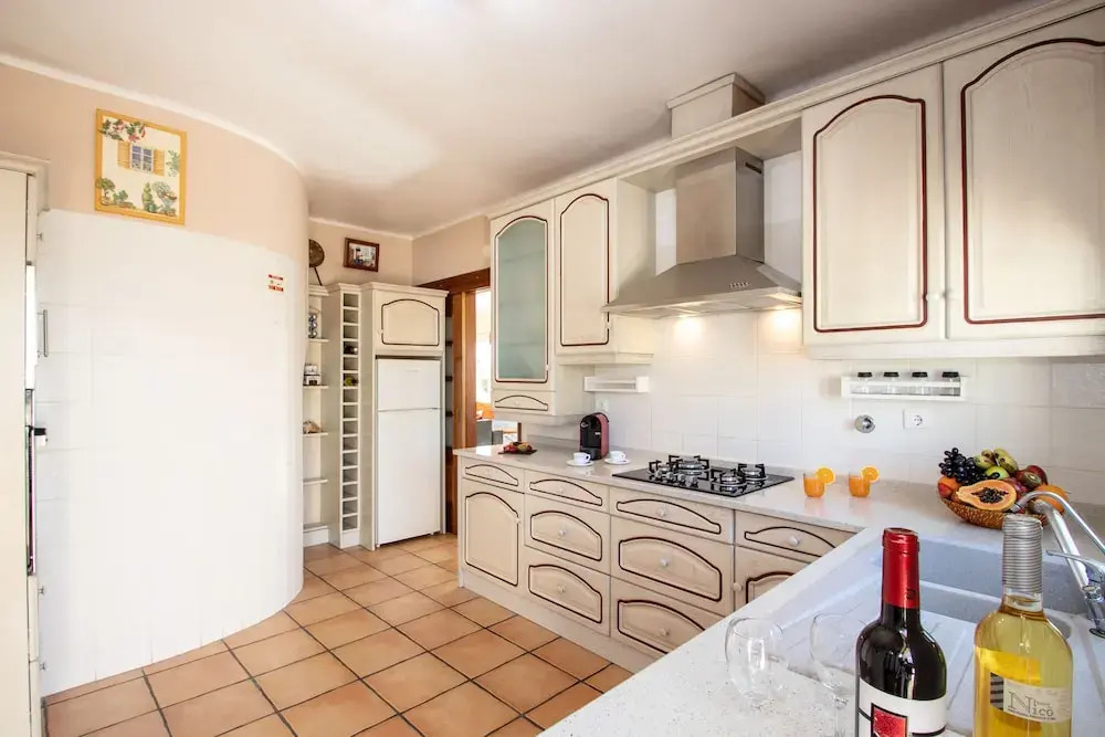 Villa Dominica - com BBQ e piscina aquecível em Carvoeiro