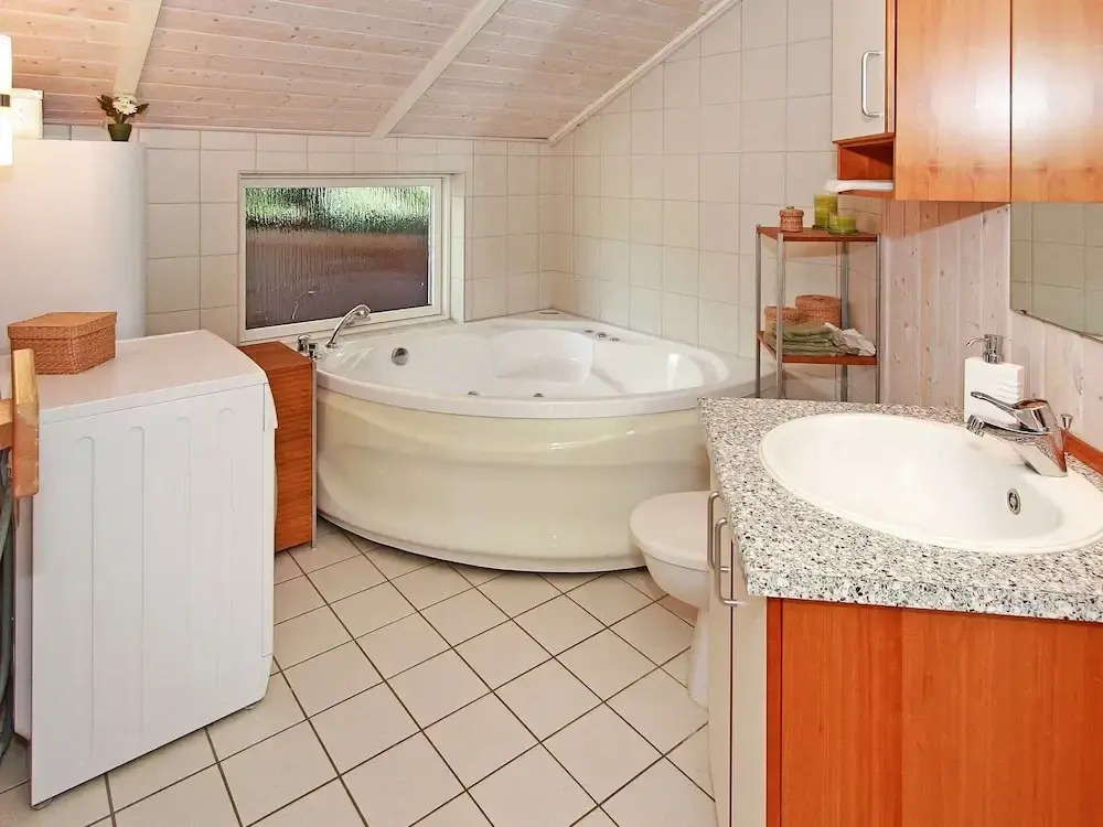 Lavish Holiday Home in Lolland With Whirlpool
