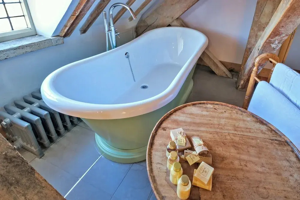 Apartment in Brackley Town Hall Charm