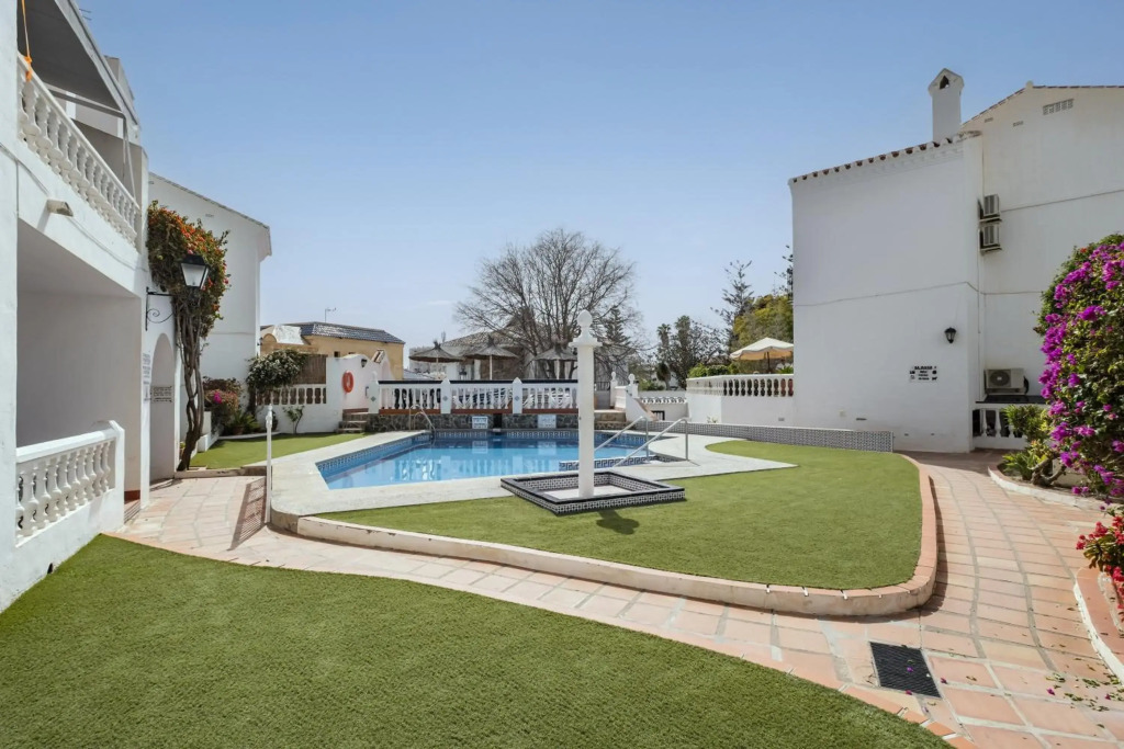 Bright spacious 1 bed apartment