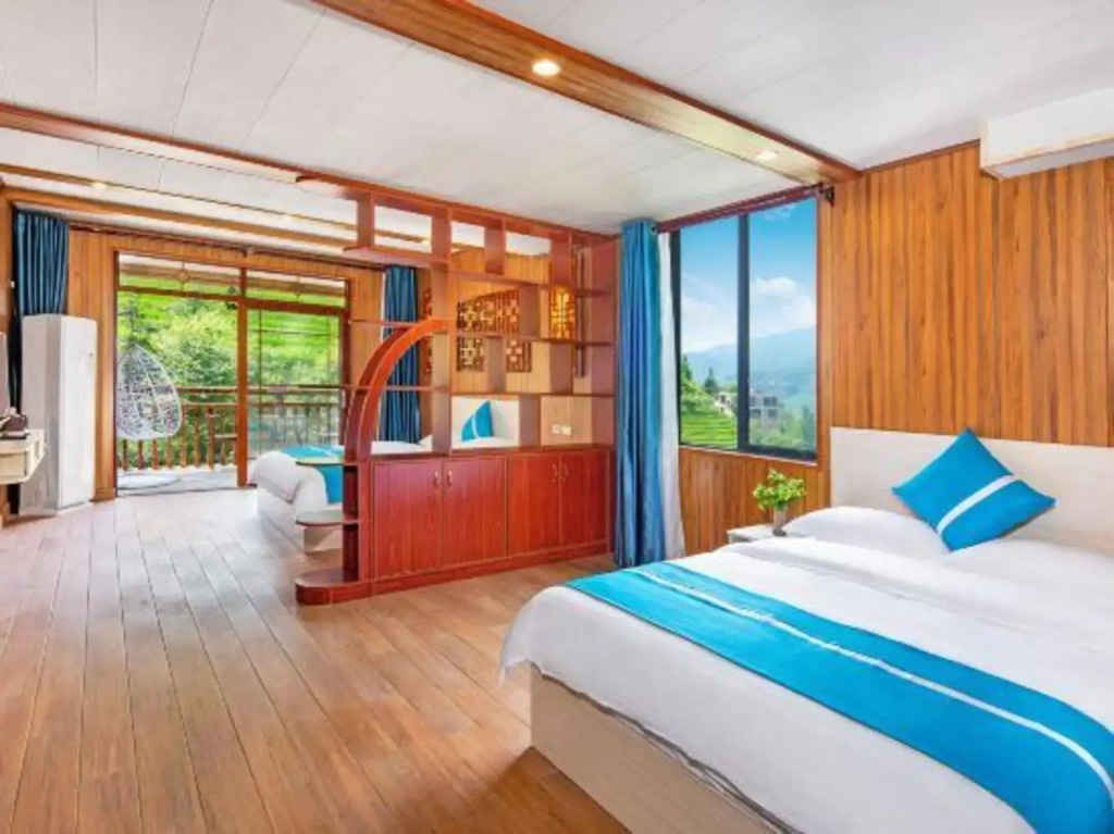 Liangnonglou Guesthouse
