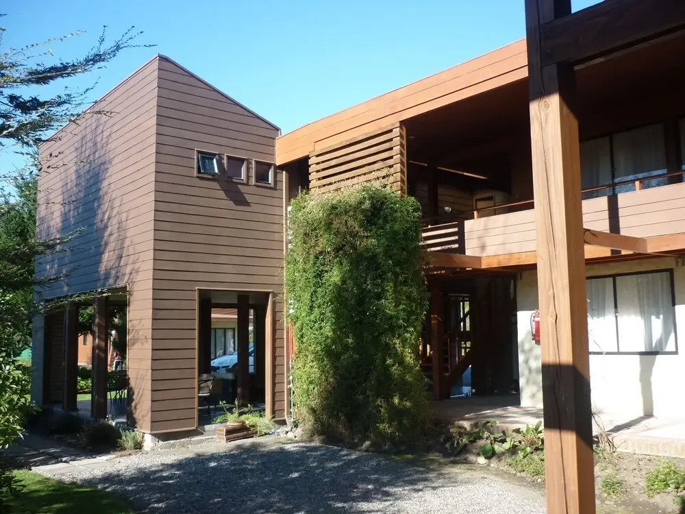 Hotel y Apart Dos Castaños