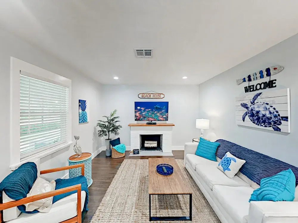2519 Hyde Park St Home 2 Bedrooms 1 Bathroom Home
