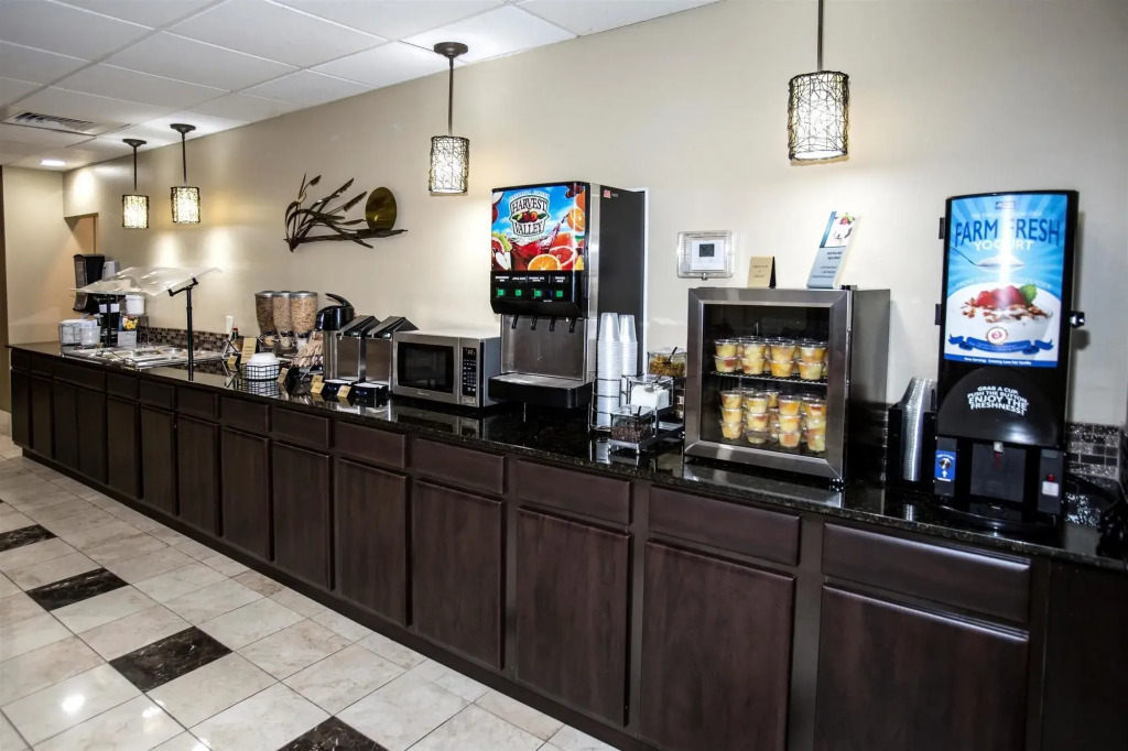 Best Western Plus Ambassador Suites