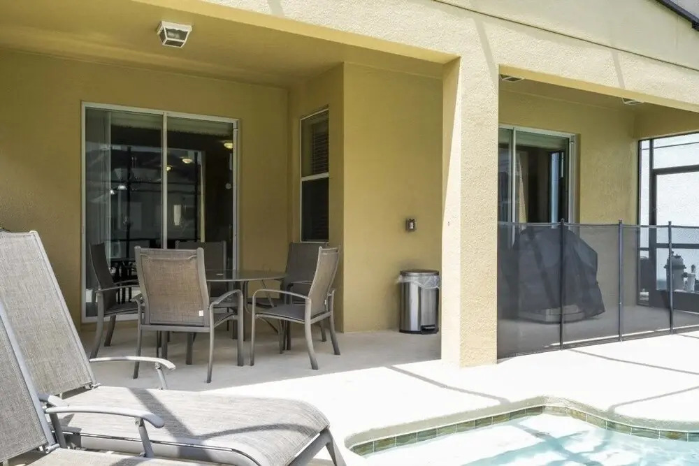 Family Pool Home Near Disney!! Modern Decor, Bbq ,resort W/ Tons Of Amenities! 6 Bedroom Home