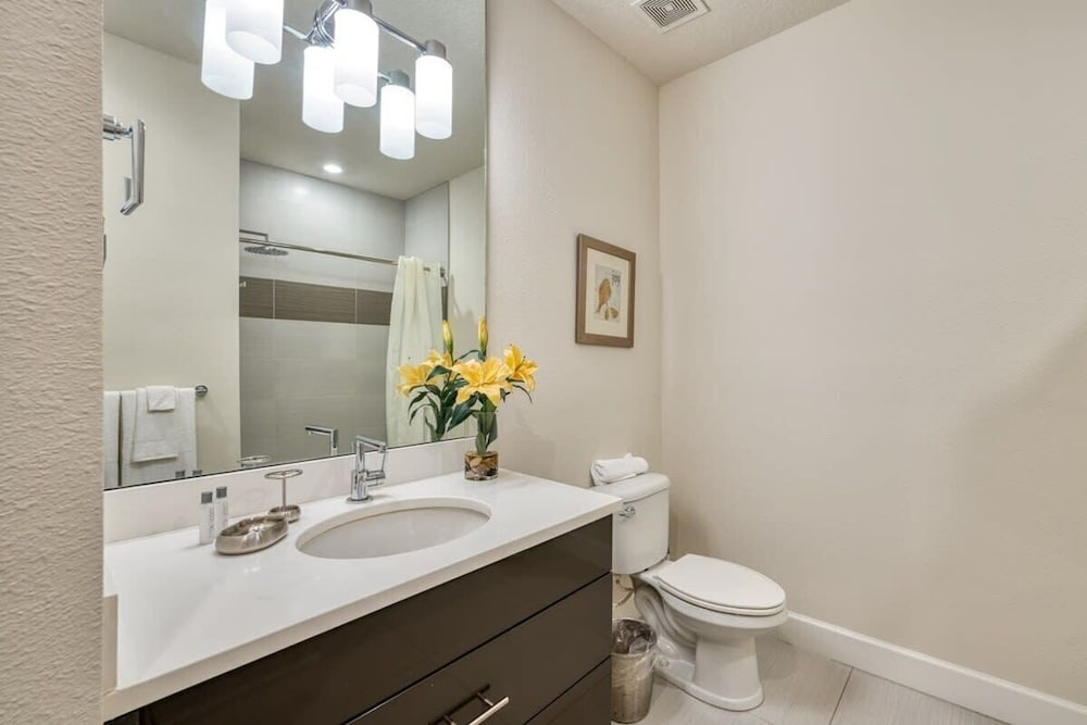 3BR Home w/ Private Pool Near Disney