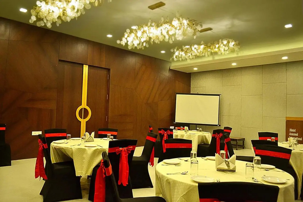 Hotel Asansol International