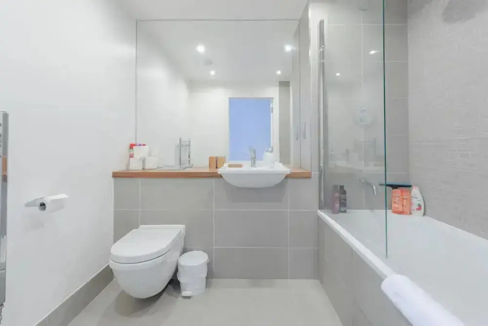 Vibrant 1BD Flat w/ Private Balcony, Camberwell!