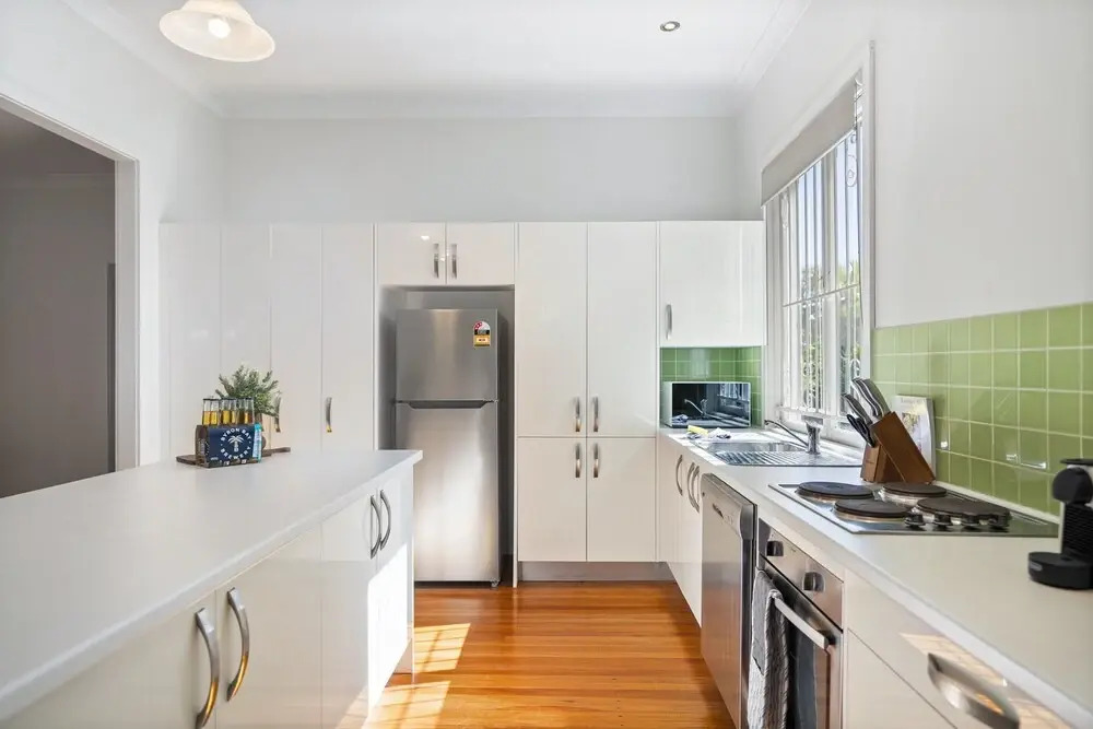 Bright 3-bed With Garden by Banks Street Reserve