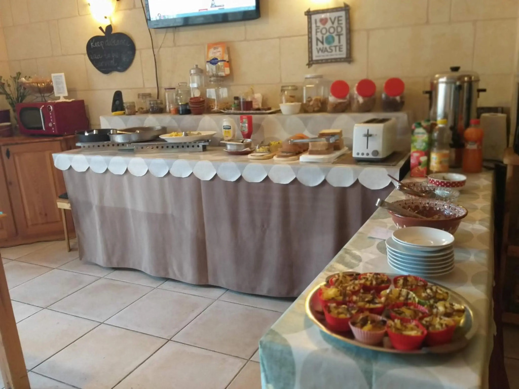 Gozo Inn Love