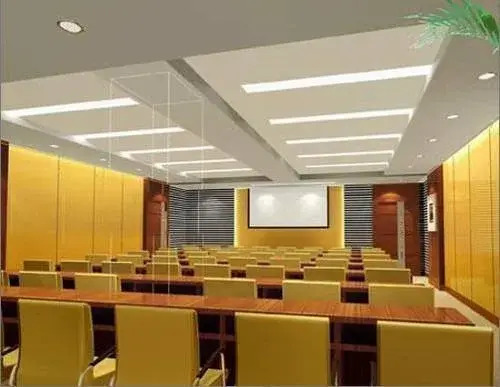 Lijing Commercial Hotel