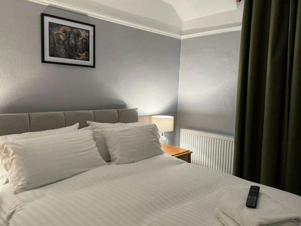 The George Hotel
