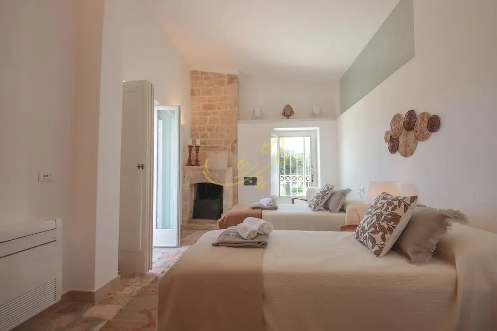 TD Trulli Benedetta w Pool in Peaceful Nature