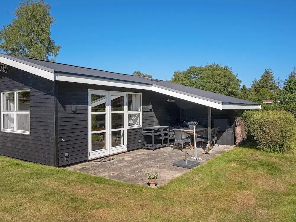 4 Person Holiday Home in Vaeggerlose