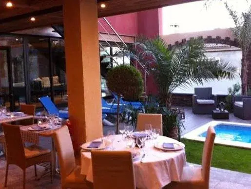 Hotel La Plaça