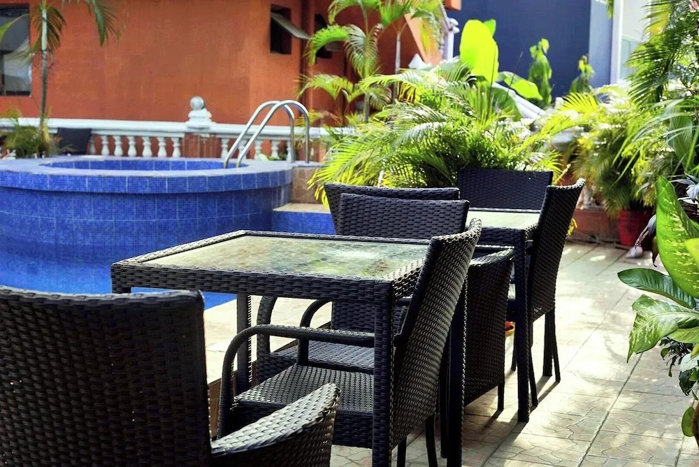 Frenezia Hotel