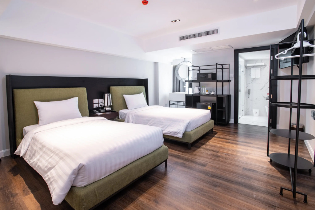 S Ram Leisure Hotel