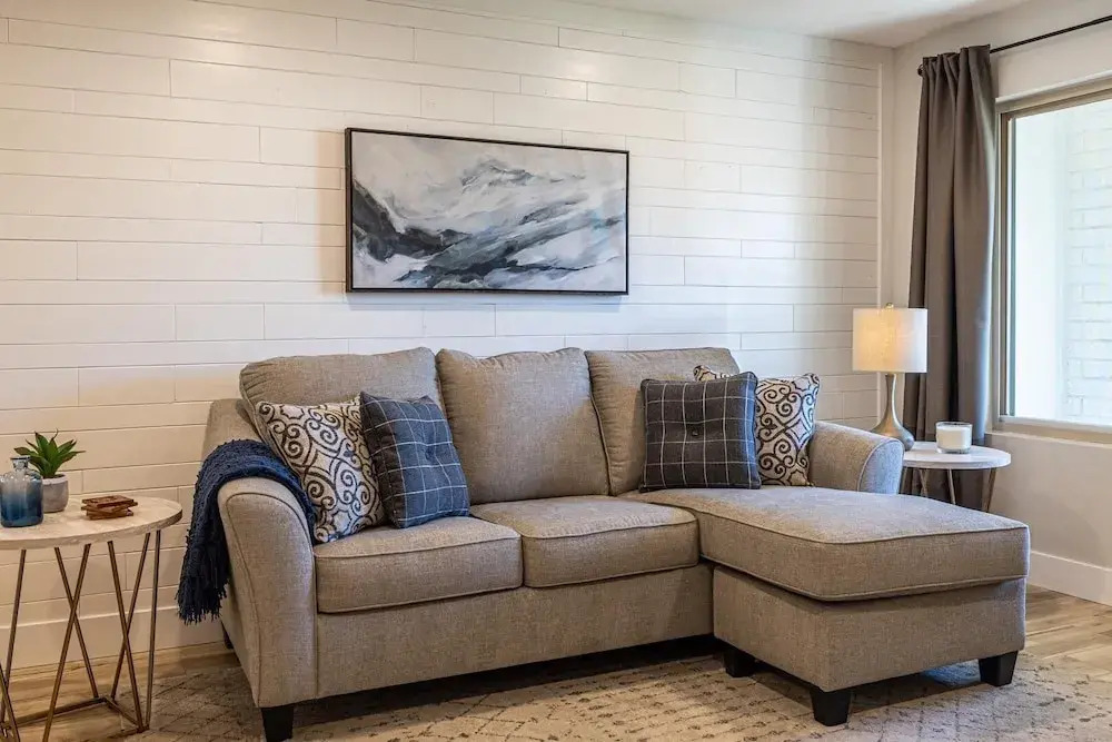 Open Floor Mesa Gable Vacation Home with Heated Pool by Redawning