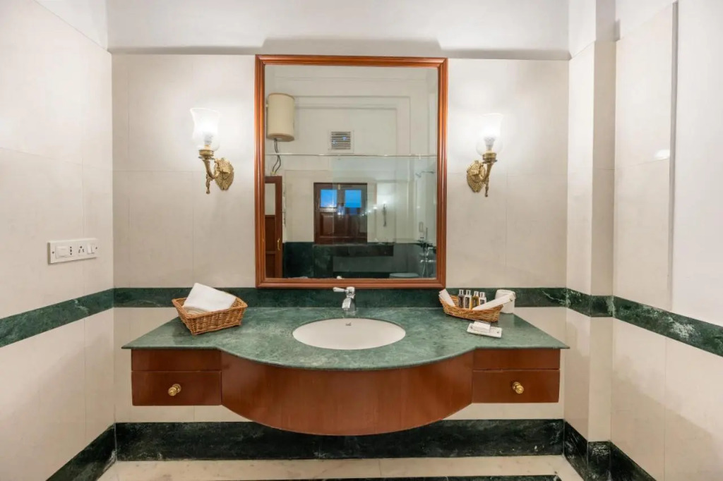 Umed Bhawan Palace, Kotah