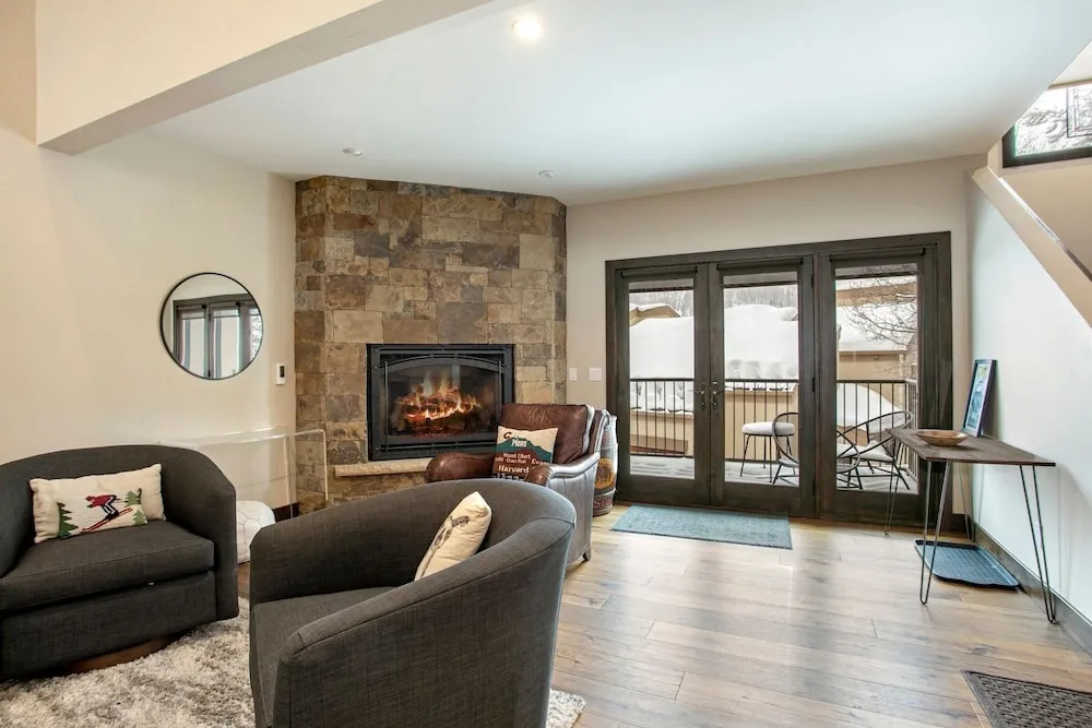 Vail Point 29 3 Bedroom Townhouse by RedAwning