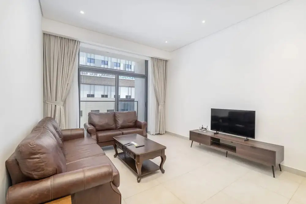 Lovely and Spacious 1 BR in Divine Residences