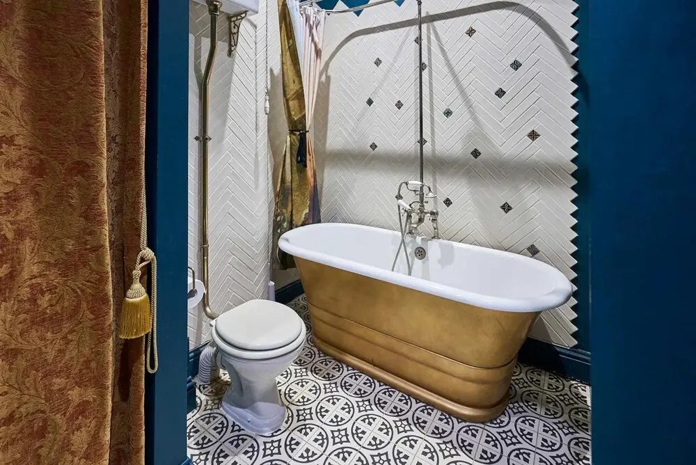 Host Stay Mermaid Hove