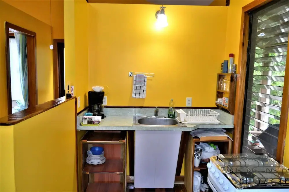 Treetop Cottage Escape in Tropical Garden Near San Ignacio