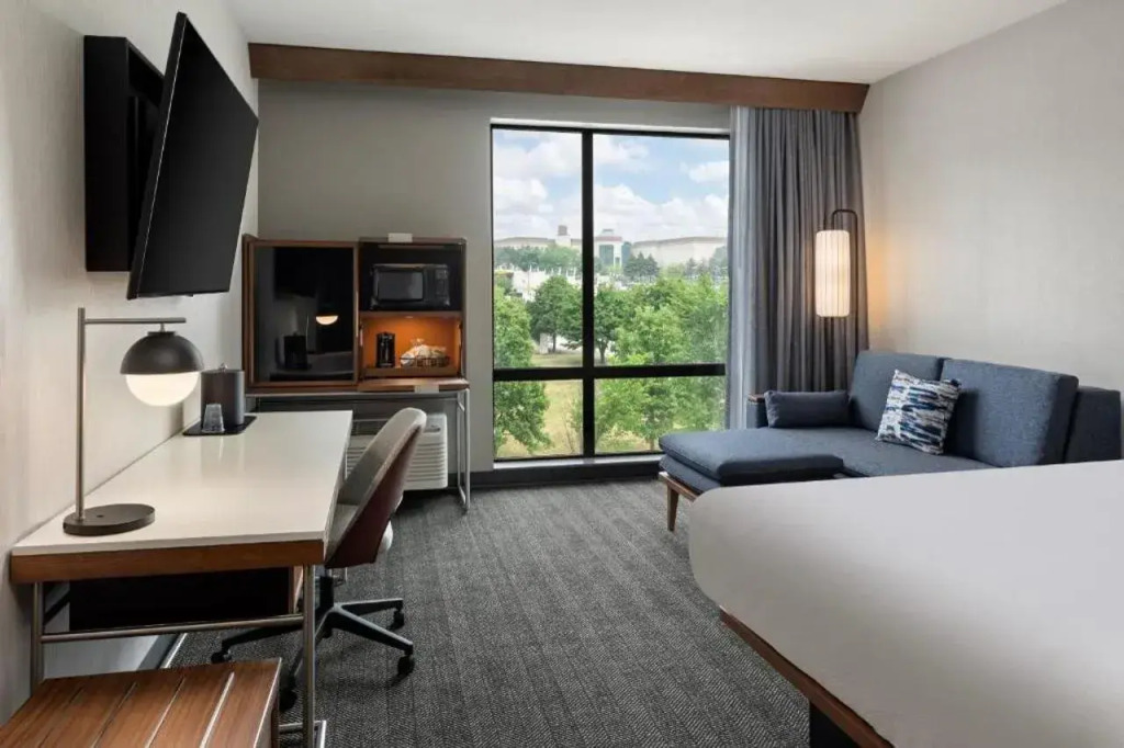 Courtyard by Marriott St Paul Downtown