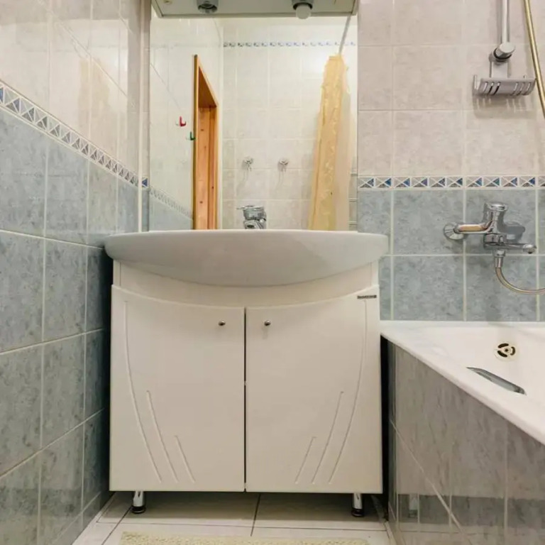 Sovetskij 59 Trehkomnatnye apartamenty rjadom s Administratsiej