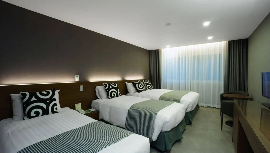 Itaewon Crown hotel