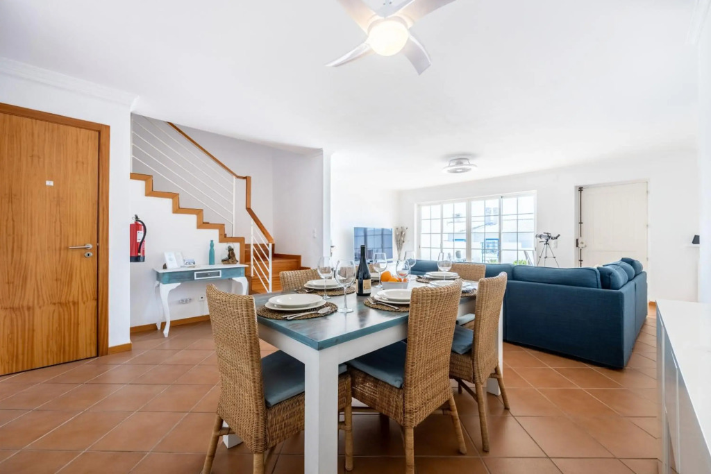 CoolHouses Luz, Lovely 3 Bed Townhouse & sea views, Casa Baía da Vida