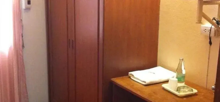Kong Court Guest House