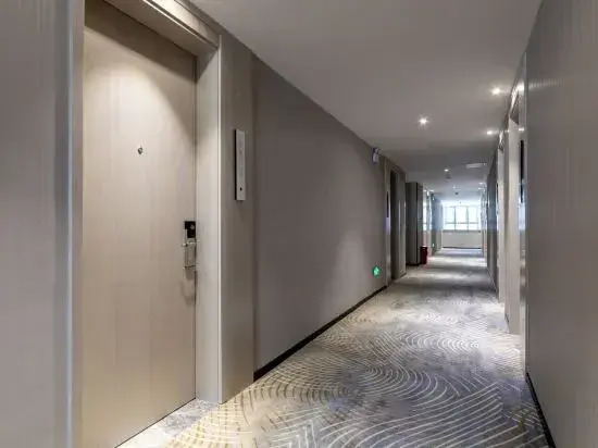 Yishang Hotel (Huangshi Daye High Speed Railway North Station Jinjiu Factory Store)