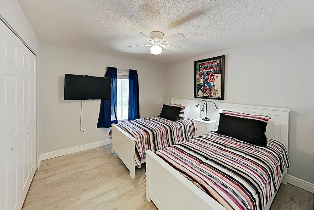 New Listing! Pool W/ Big Lanai, Near Beach 3 Bedroom Home