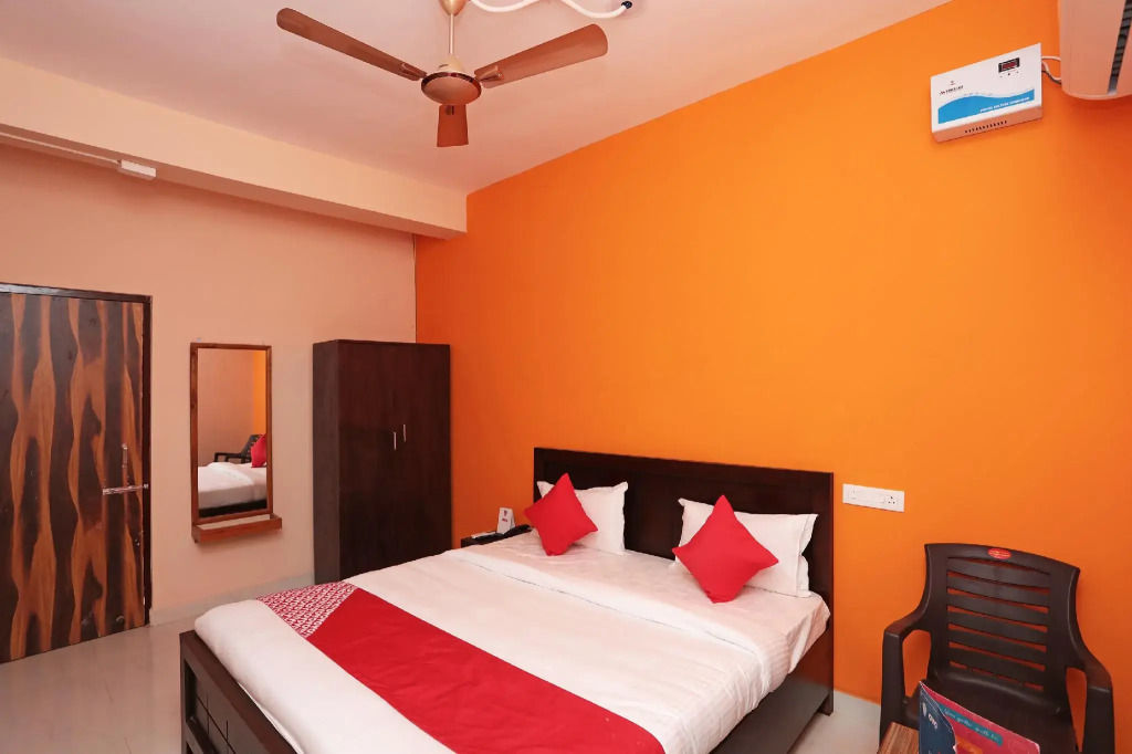 OYO Flagship 24739 Ap Guest House