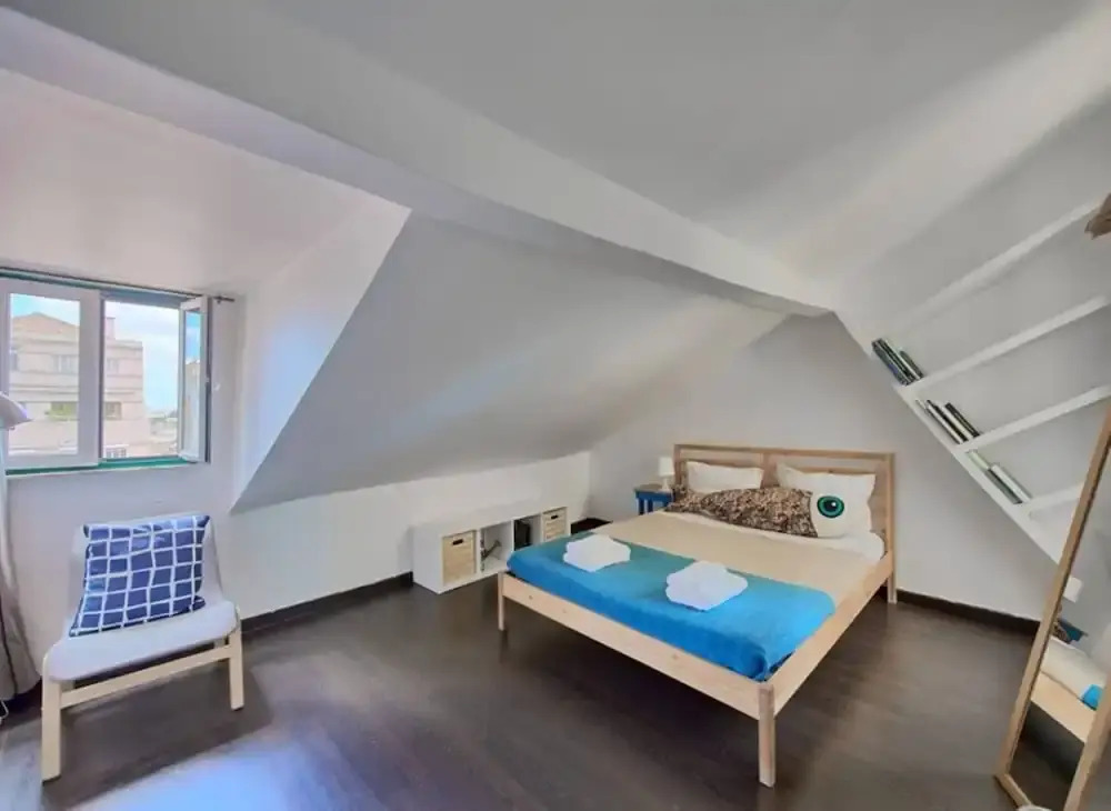 Cozy & Authentic Flat In The Center