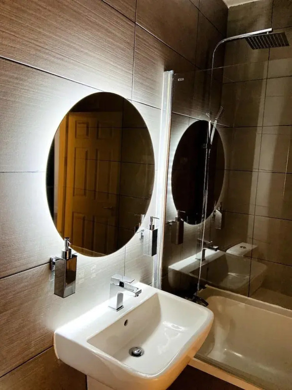 Inviting 3-bed Apartment in London