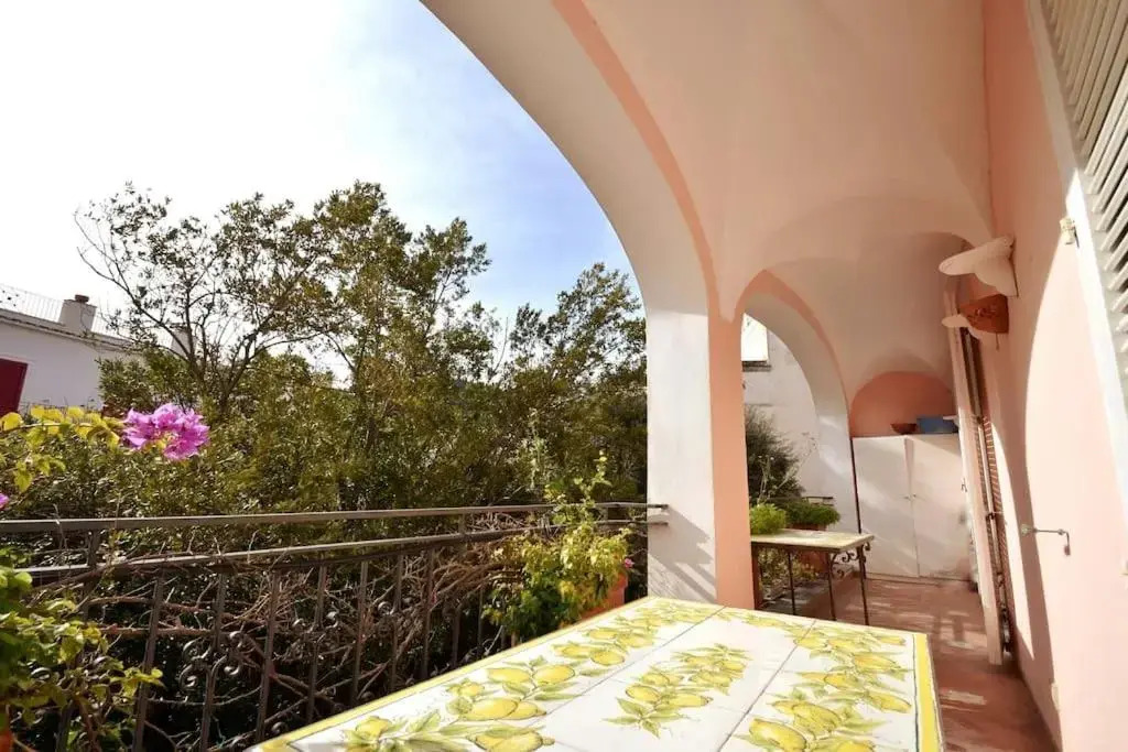 Casa Gadeamus Via Le Botteghe 12