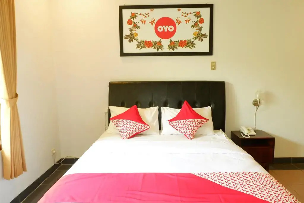 OYO 517 Hotel Arjuna Lawang