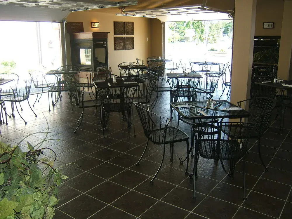 Dominion Hotel