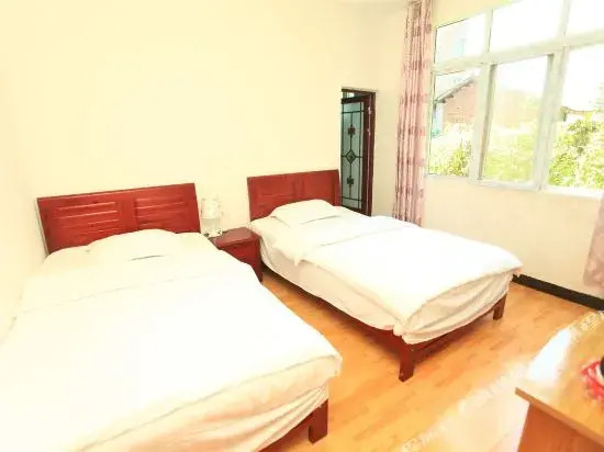 Linghuiyuan Motel