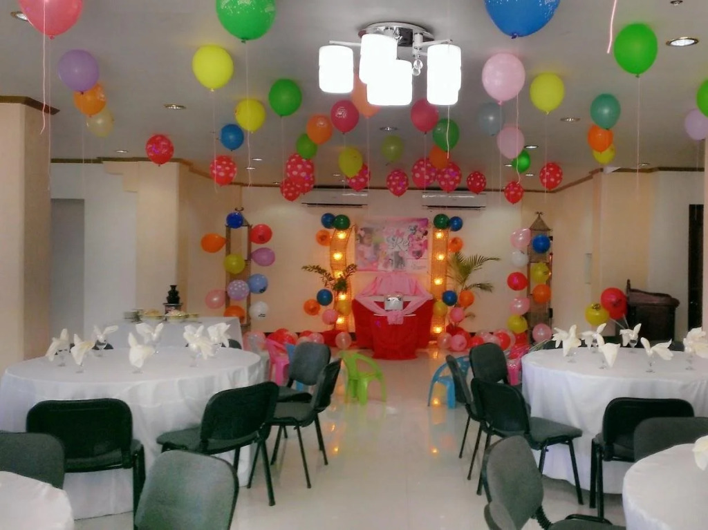 La Charica Inn & Suites
