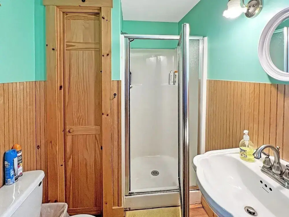 Beach Daze Cottage Brought to you by GetAway Vacations
