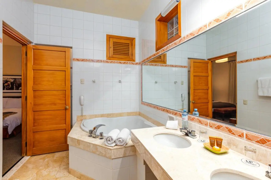 LP Los Portales Hotel Tarma