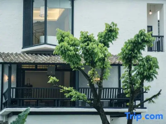 Wanruo Guli Daotianli Hostel
