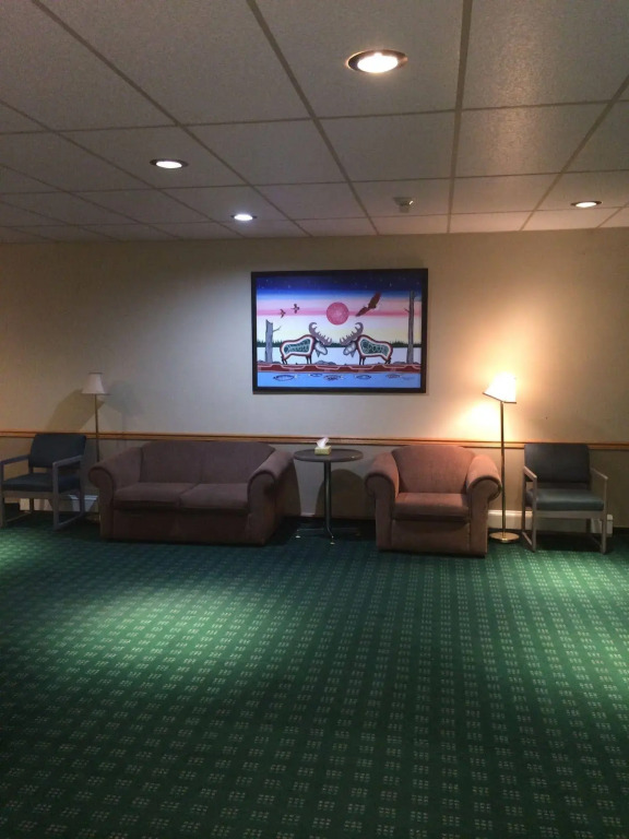Pickle Lake Hotel