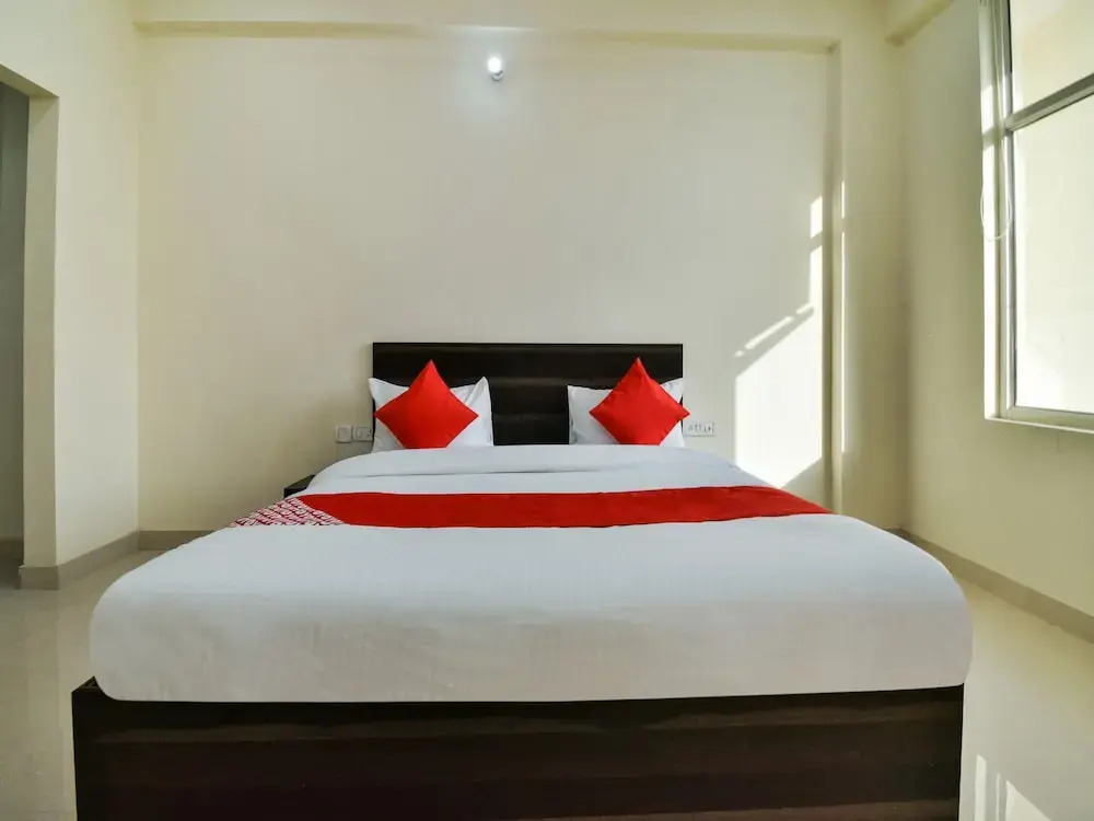 OYO 35433 Hotel Sethi Palace